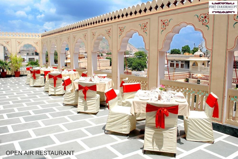 Fort Chandragupt Hotel Jaipur Dış mekan fotoğraf
